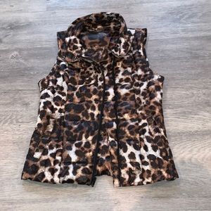 Bebe cheetah vest size xsmall
